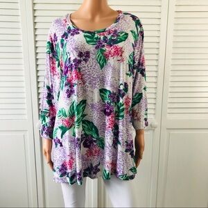 3/$25 JESSICA LONDON White Scoop Neck Floral Shirt Size 18/20